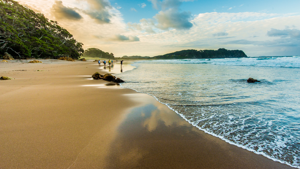 nowa-zelandia-red-hot-beach-4