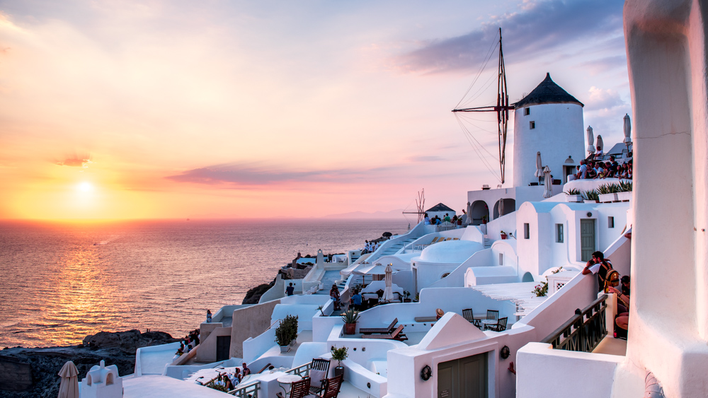 santorini-oia-1