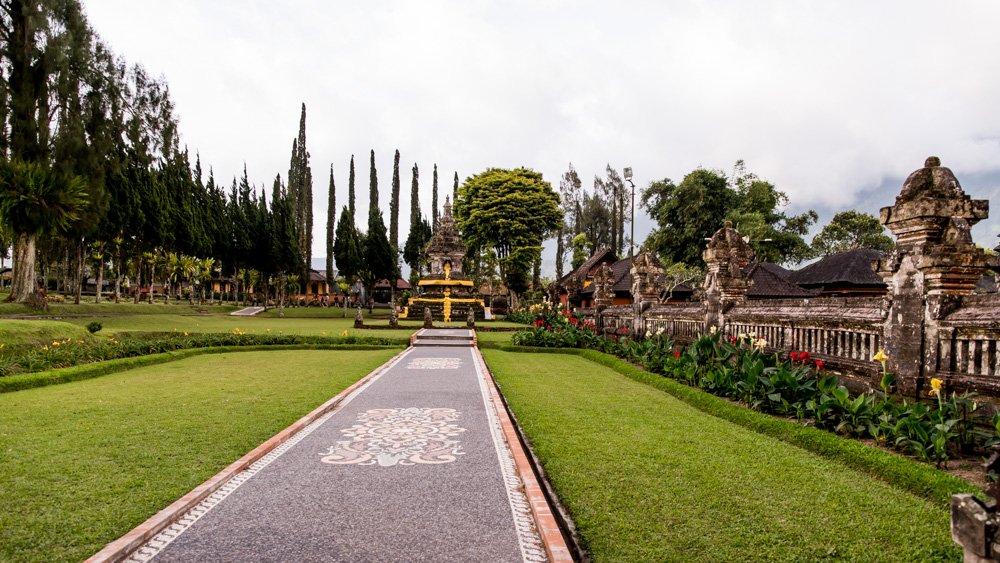 Swiatynia -Pura Ulun Danu Buyan-3