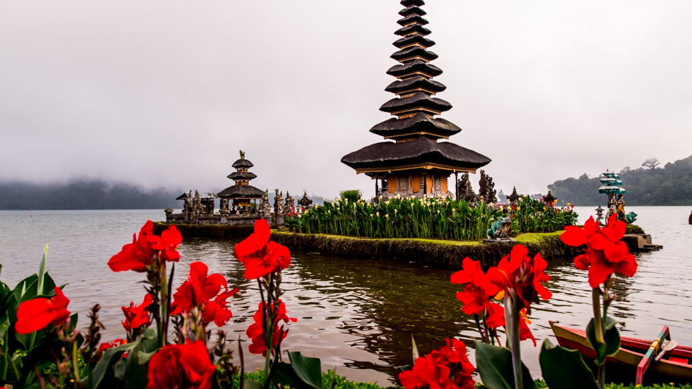 Swiatynia -Pura Ulun Danu Buyan-7