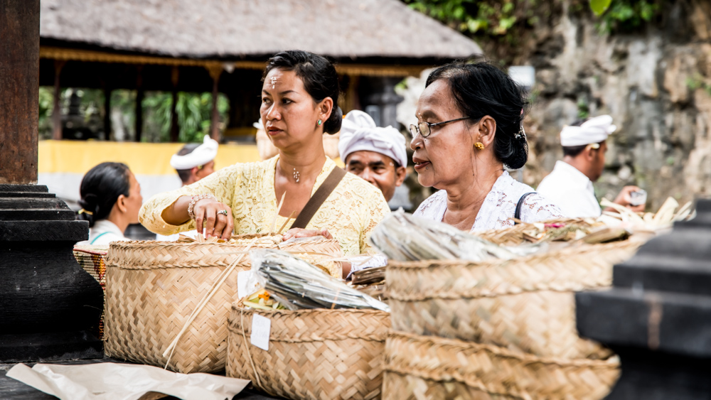 Najpiekniejsze swiatynie Bali Pura Goa Lawah-11