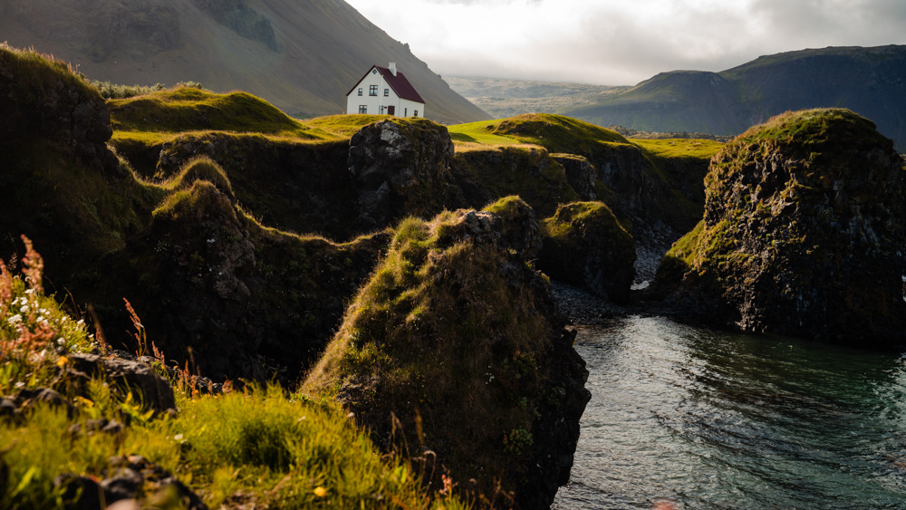 Gdzie leży Islandia, jak dostać się i zaplanować wycieczkę na Islandię? |