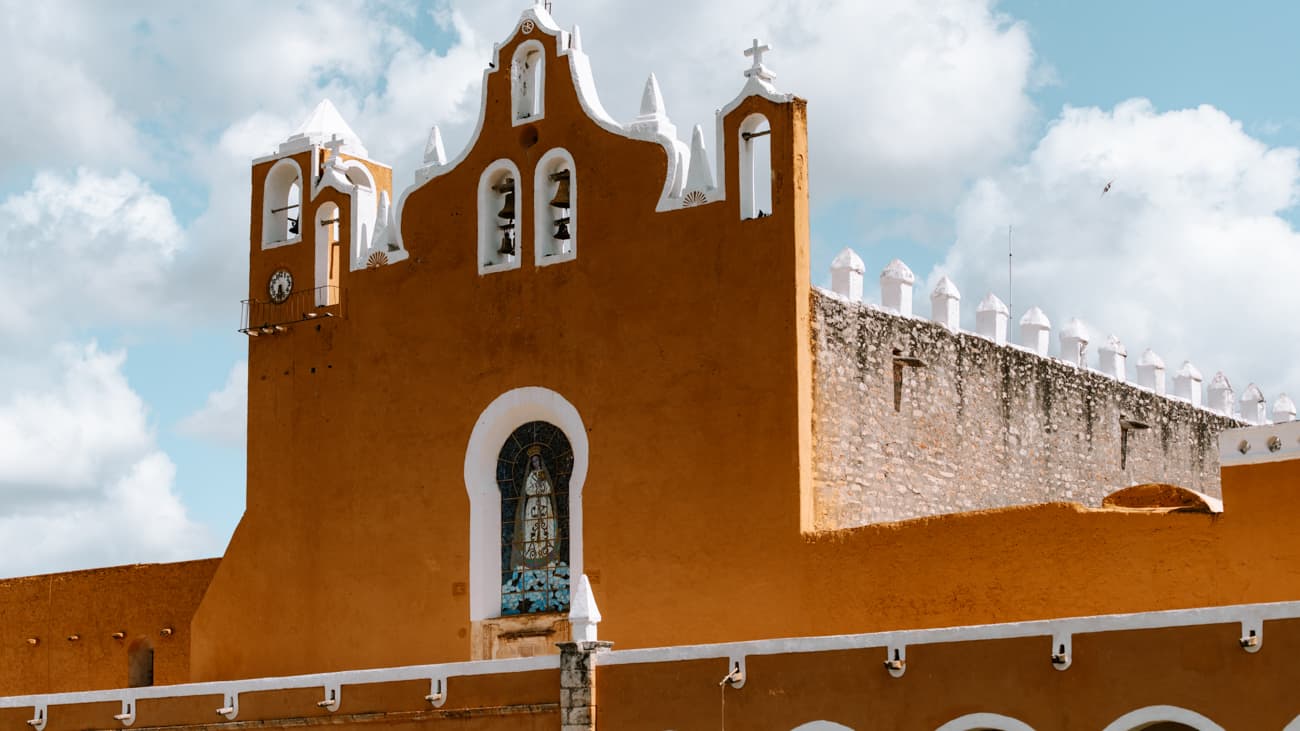 Izamal – żółte miasto w Meksyku, co robic i zobaczyc