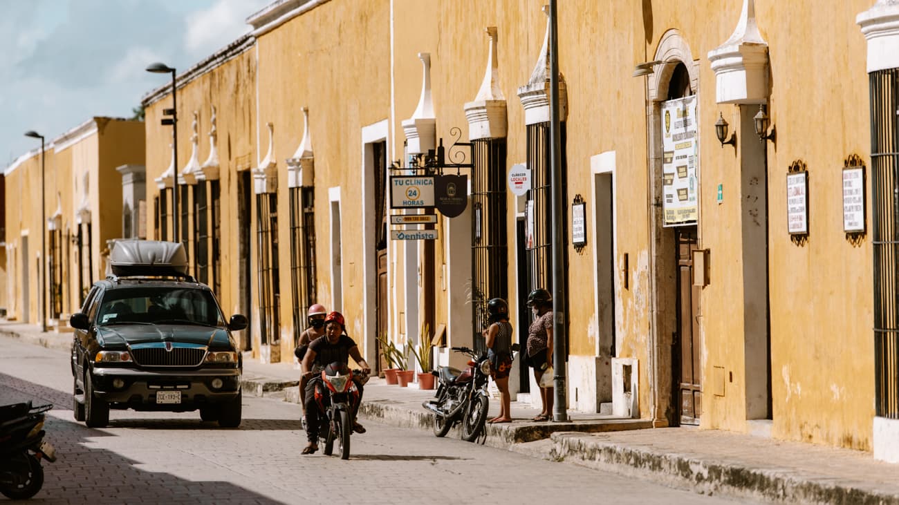 Izamal – żółte miasto w Meksyku, co robic i zobaczyc