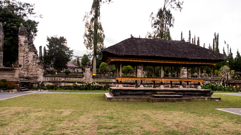 Swiatynia -Pura Ulun Danu Buyan-4