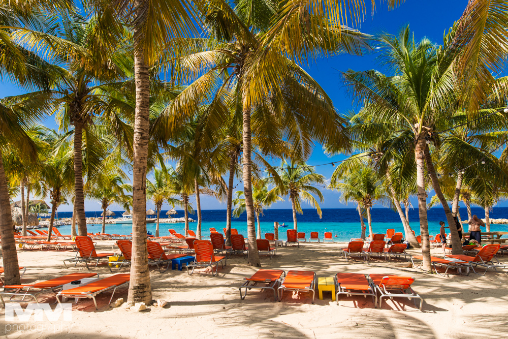 curacao plaza blue bay 04