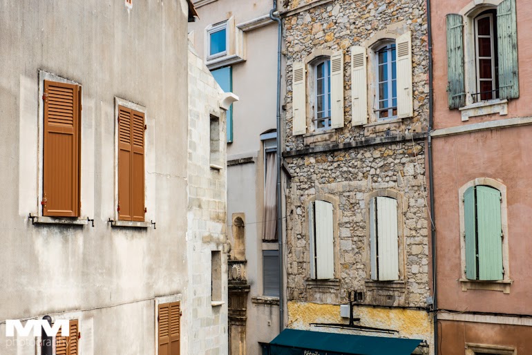 francja elegancja w arles 02