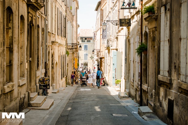 francja elegancja w arles 35