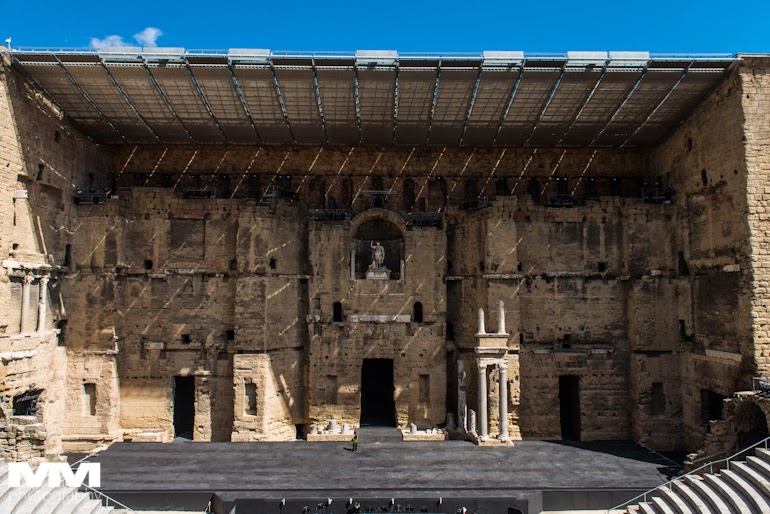 orange abbaye senanque gordes 01