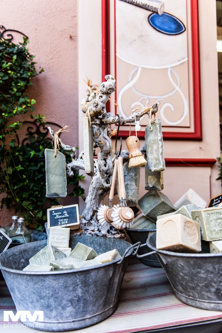 orange abbaye senanque gordes 46